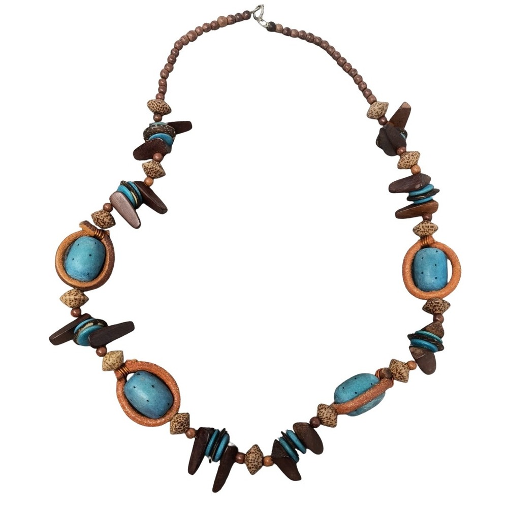 Vintage Handmade Womens Boho Wooden Blue Beaded Necklace Costume Jewelry